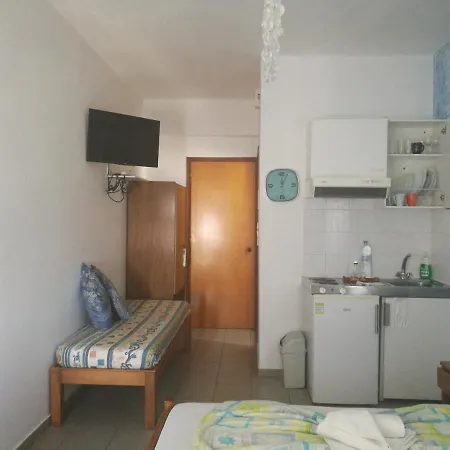 Adamas Aparthotel Palaiochora